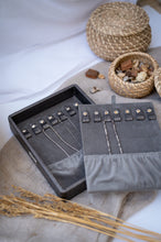 Load image into Gallery viewer, Gemma Metallics - Dark Silver Classic Necklaces Tray
