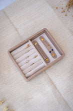 Load image into Gallery viewer, Gemma - Nude Mini Earrings/Rings Tray
