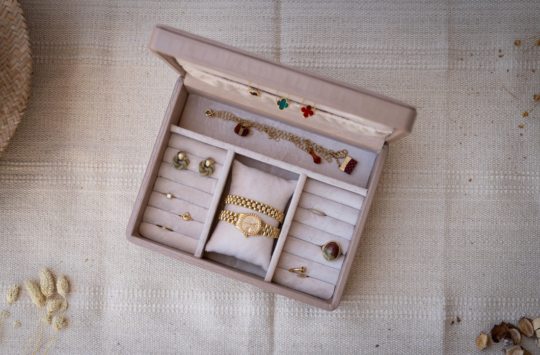 Gemma - Nude Classic Jewelry Box